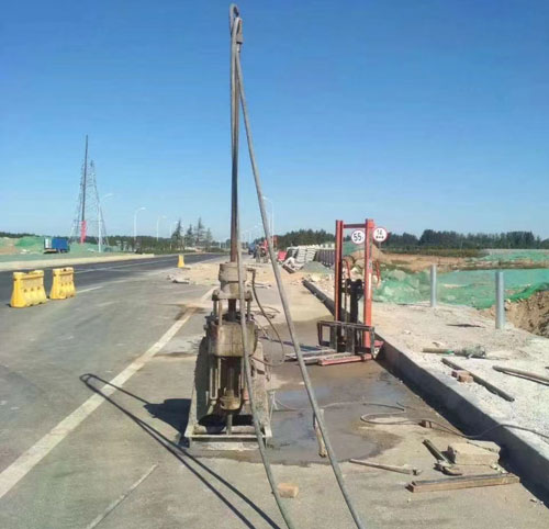 明光公路高聚物注浆加固